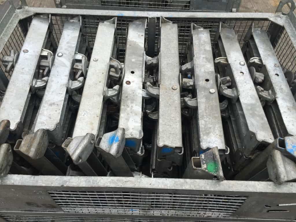 Pinza enderezadora Manto