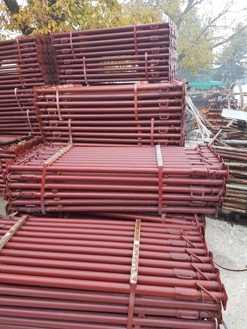 Nuevos puntales pintados