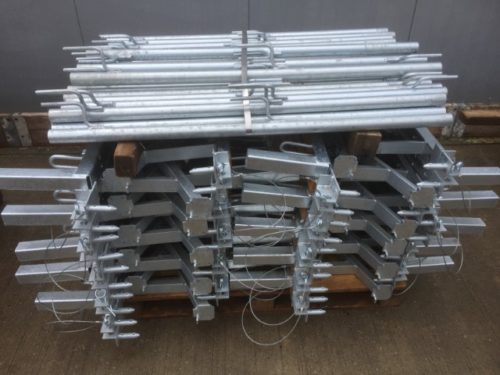 Hünnebeck Manto estribo 90 + TK - postes de barandilla