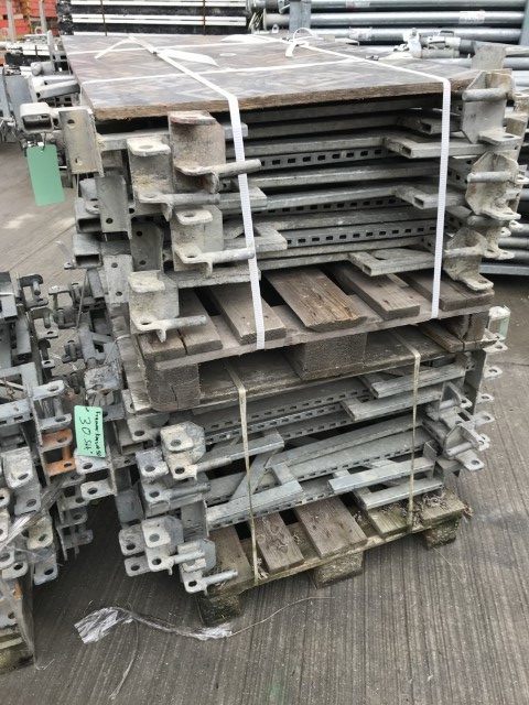 Support Doka Framax 90 + poteau de garde-corps – Image 4