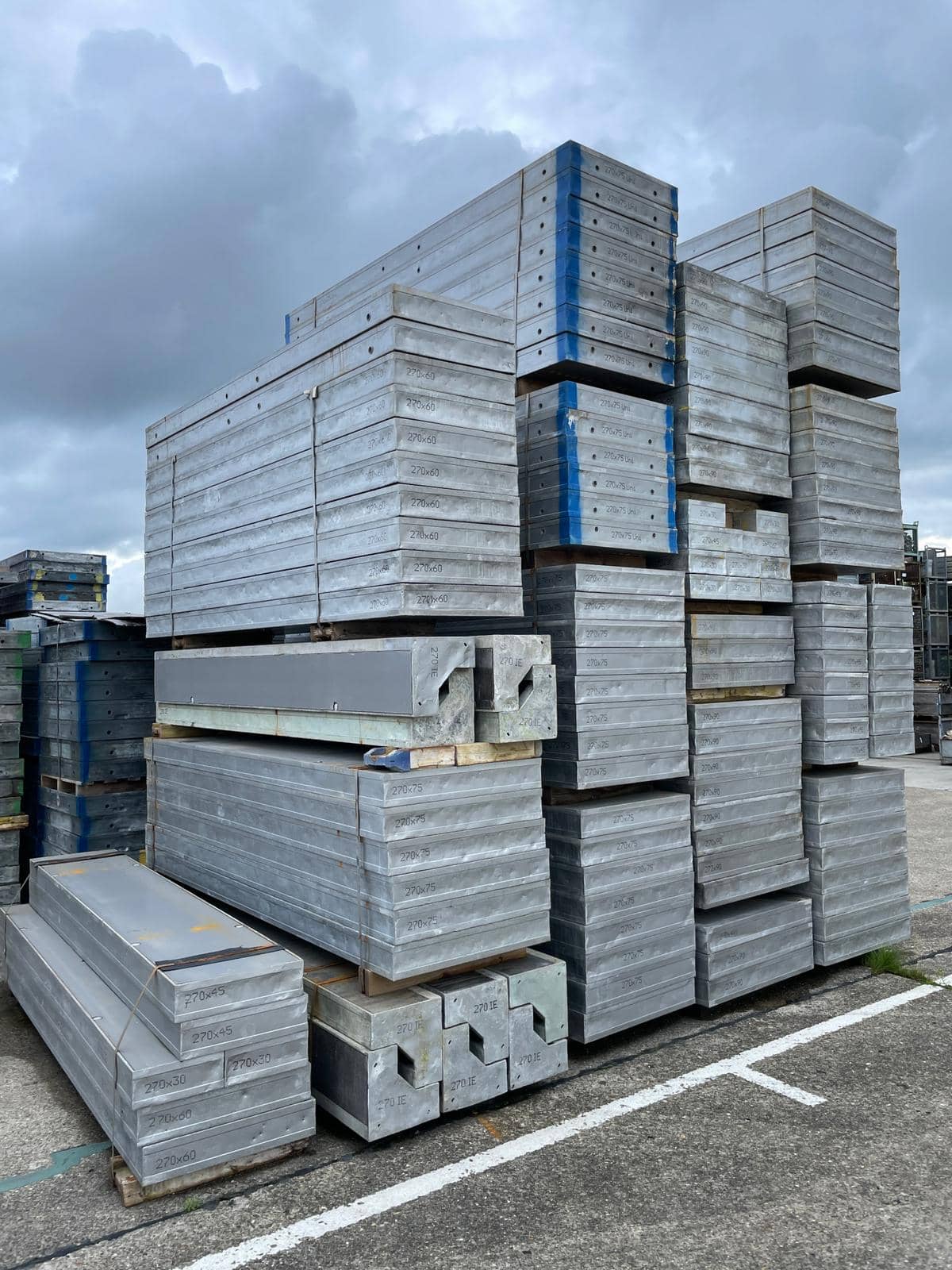 Doka Alu Framax X-Life formwork