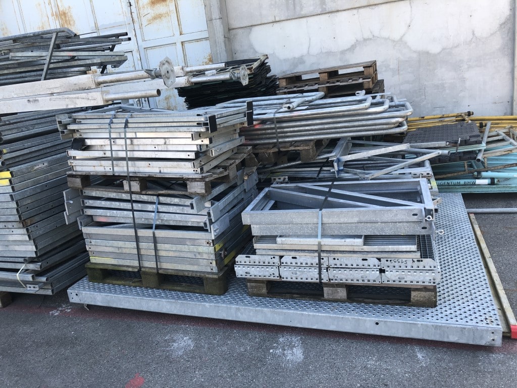 Container stairs - Image 9