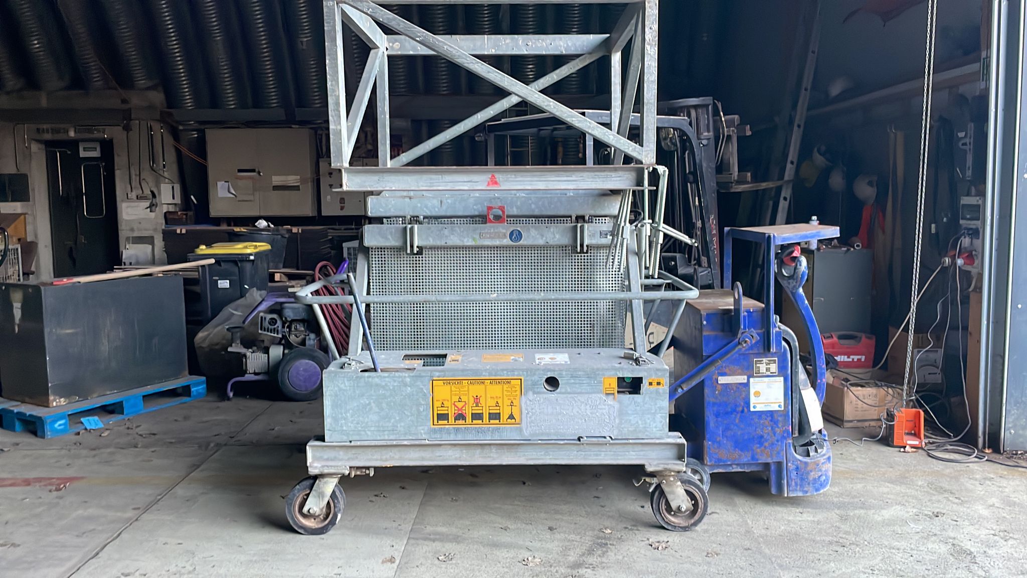 Tête de table Doka 30 + 20 + chariot de transfert DF + chariot de transfert él. Entraînement – Image 8