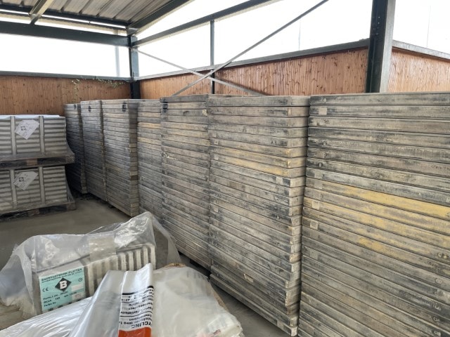 Paneles de encofrado de madera con plástico - Imagen 6