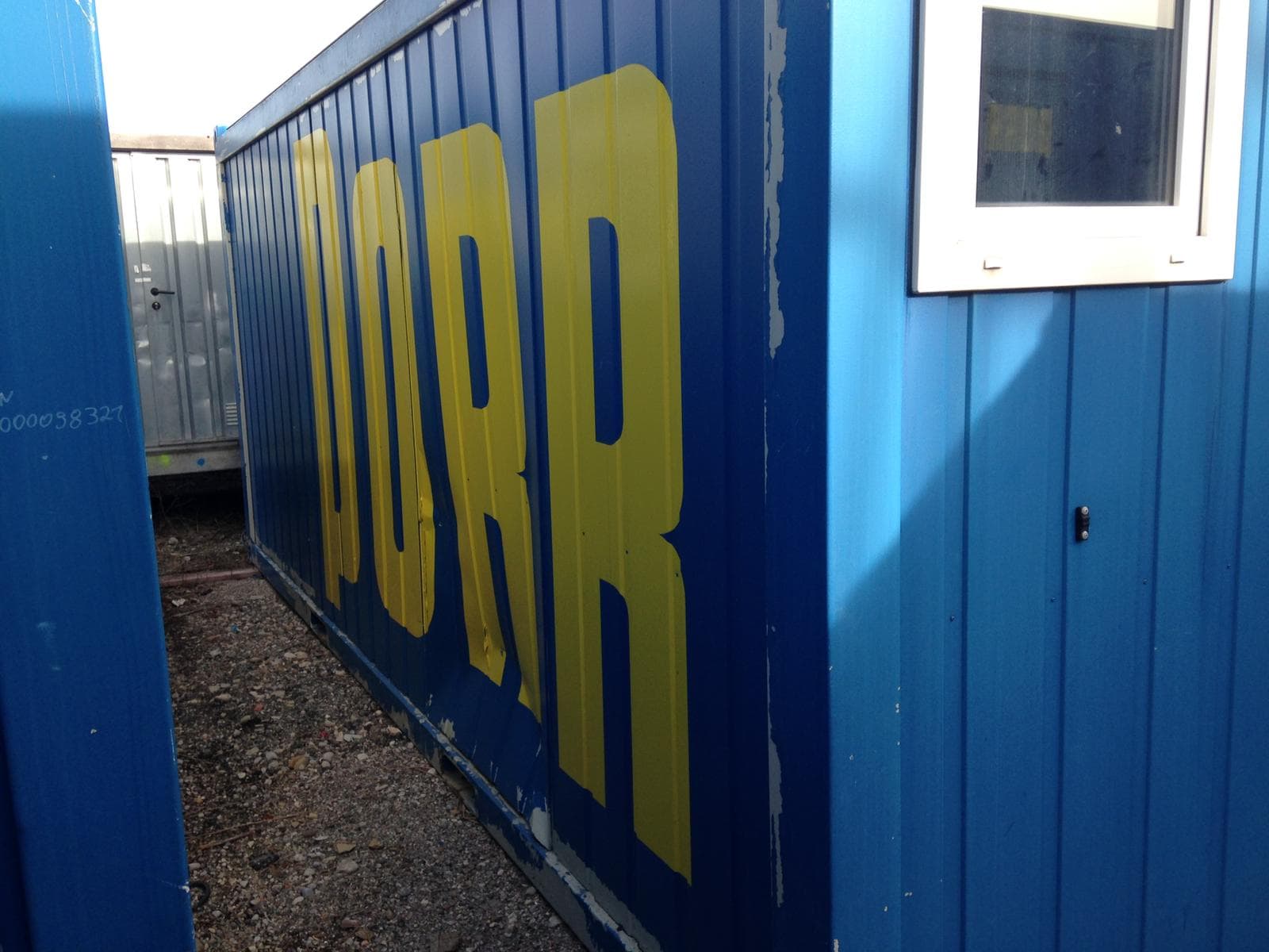 Contenedor de oficina 6m x 2,50m x 2,65m - Imagen 3