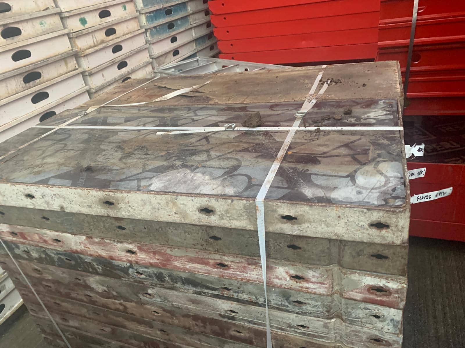 Coffrage de la grille Paschal – Image 4