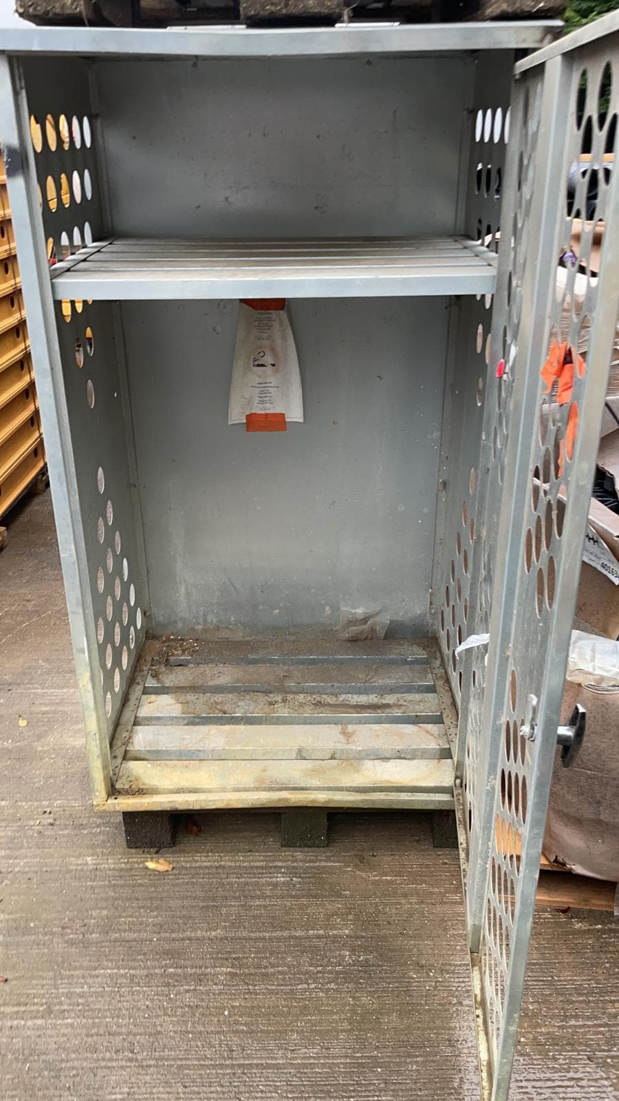 Contenedor para bombonas de gas - Imagen 3