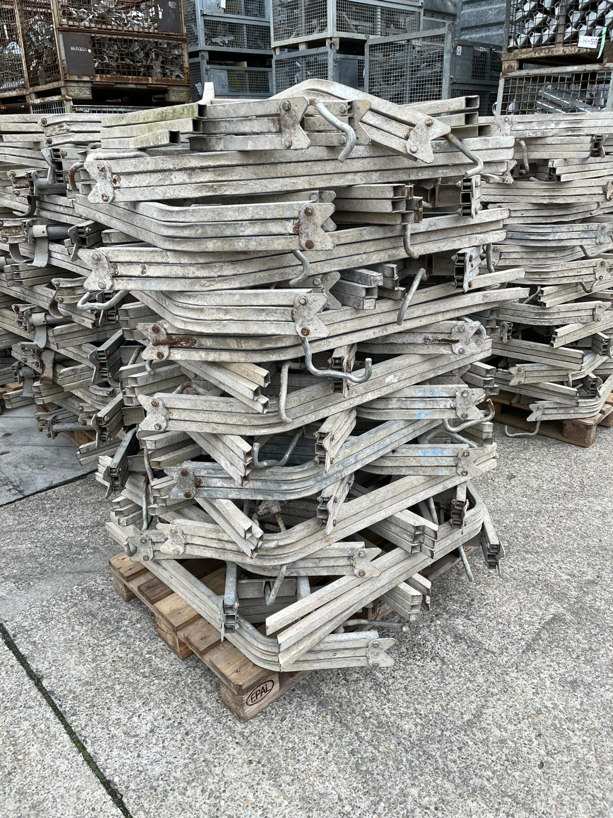 Trípodes Peri Multiprop - Imagen 3