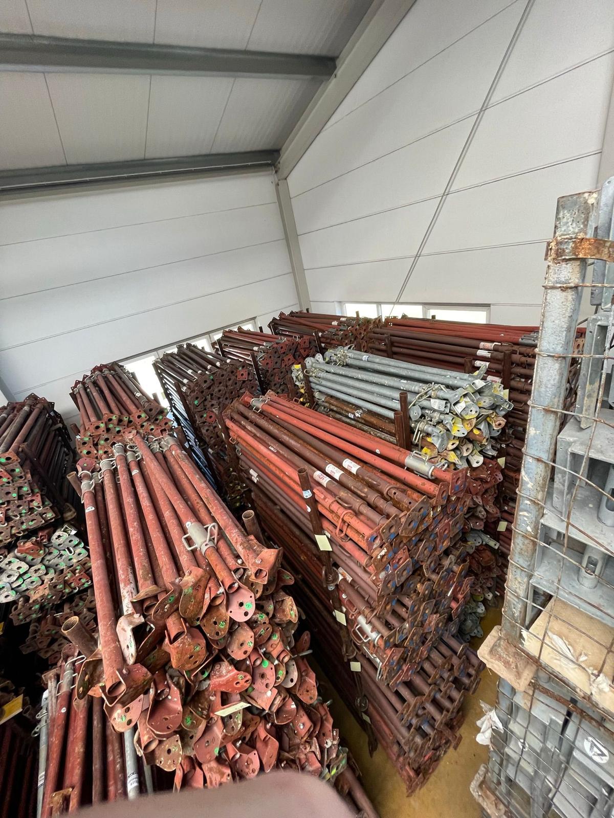 окрашенные стойки 3,50 м + 4,00 м — изображение 5