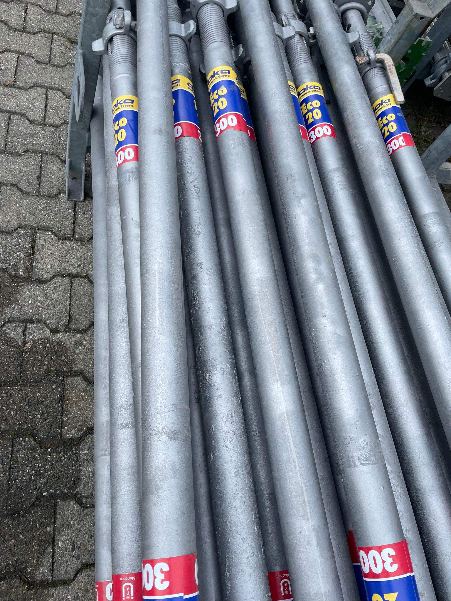 Doka Eco 20-300 Deckenstützen – Bild 3