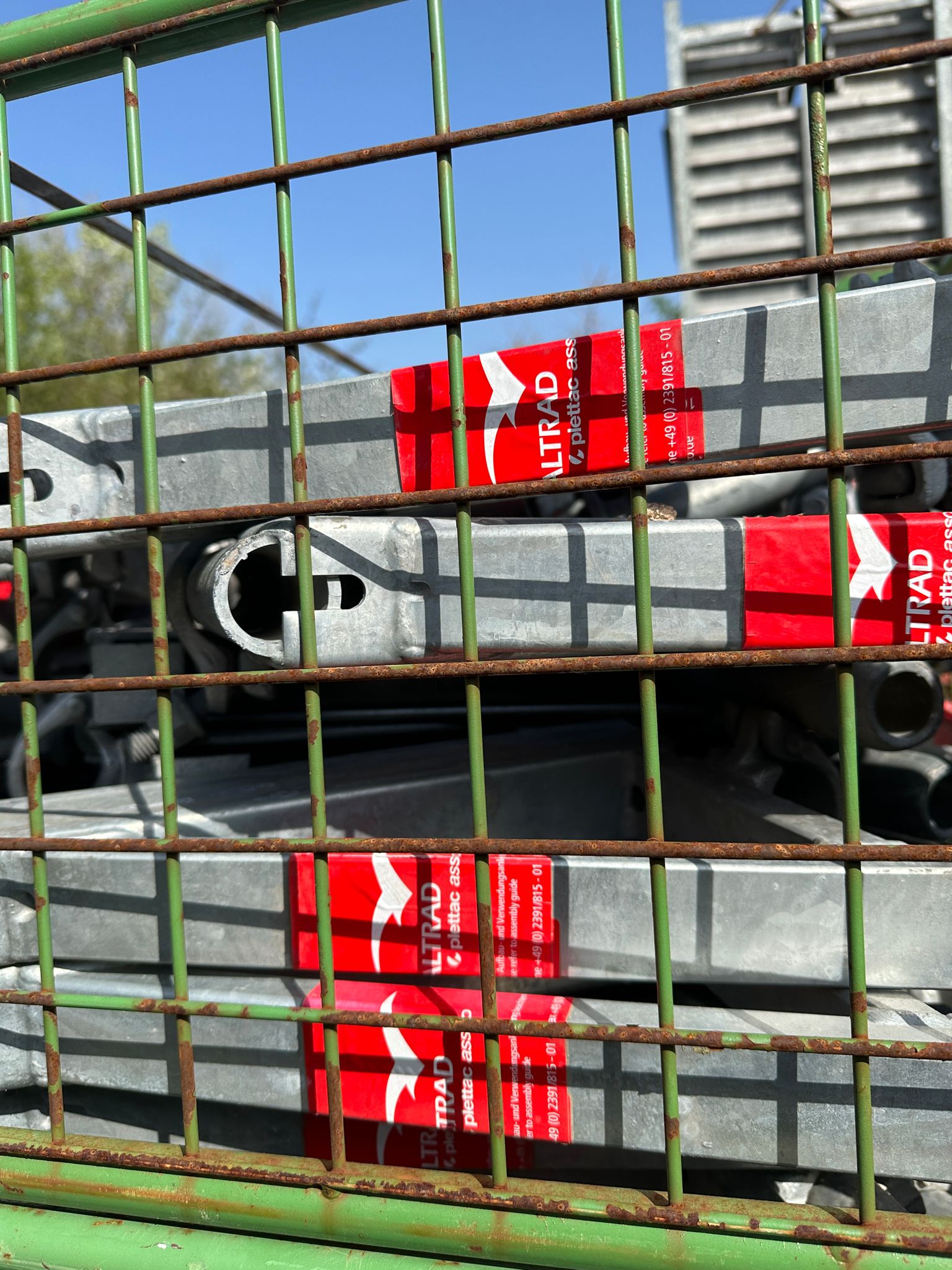 Altrad Baumann Gerüstkonsole B36 mit Rohrverbinder – Bild 4