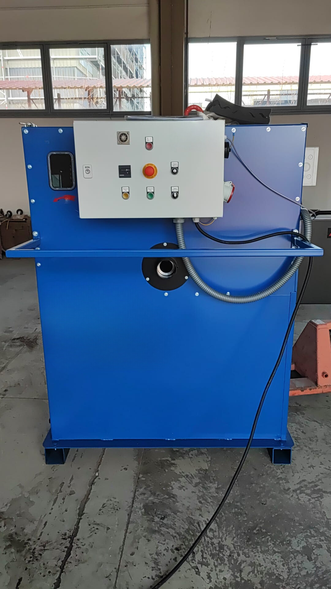 Sistema de limpieza para accesorios de encofrado - Imagen 4