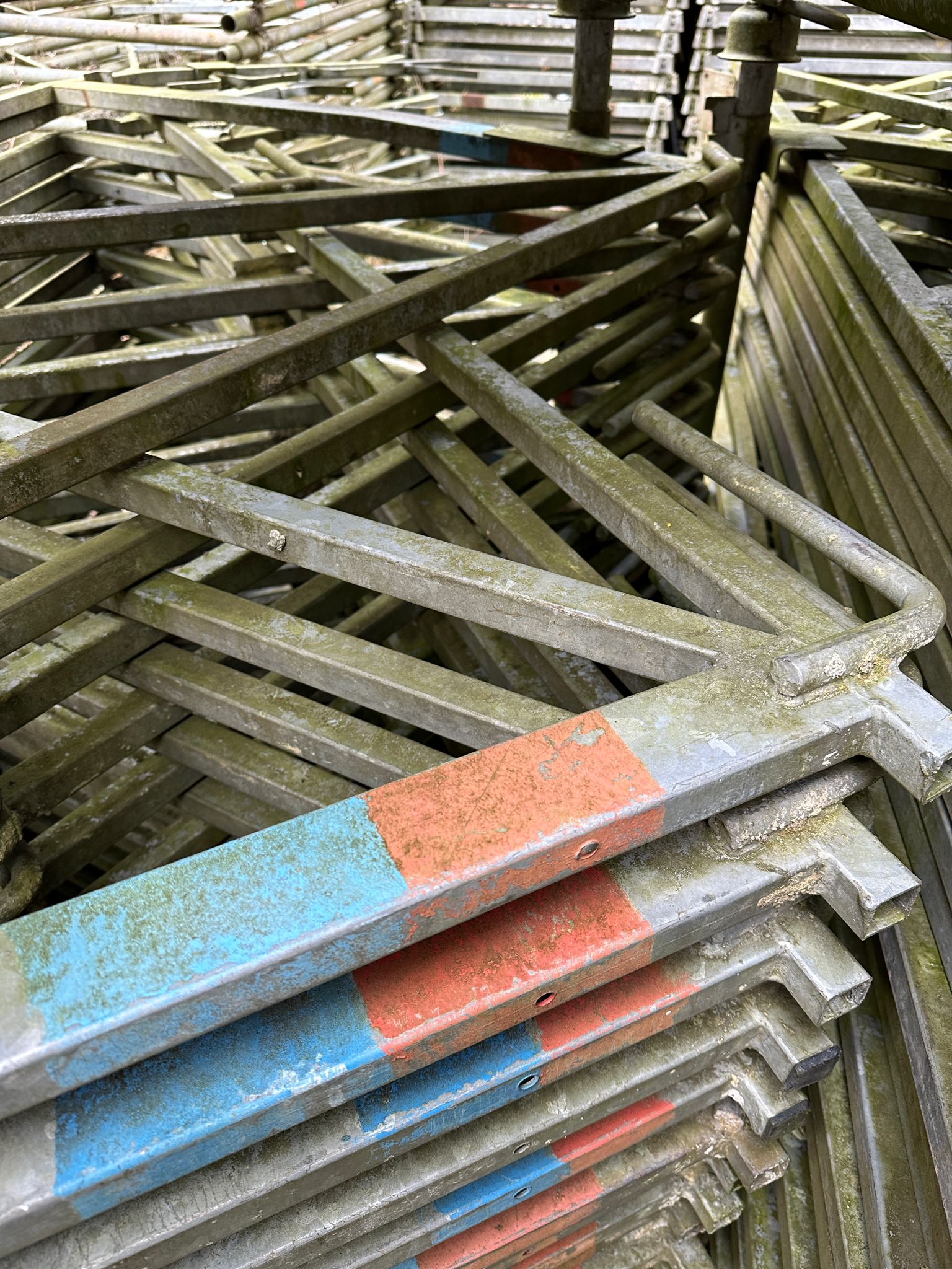 Suspended scaffolding - Image 4